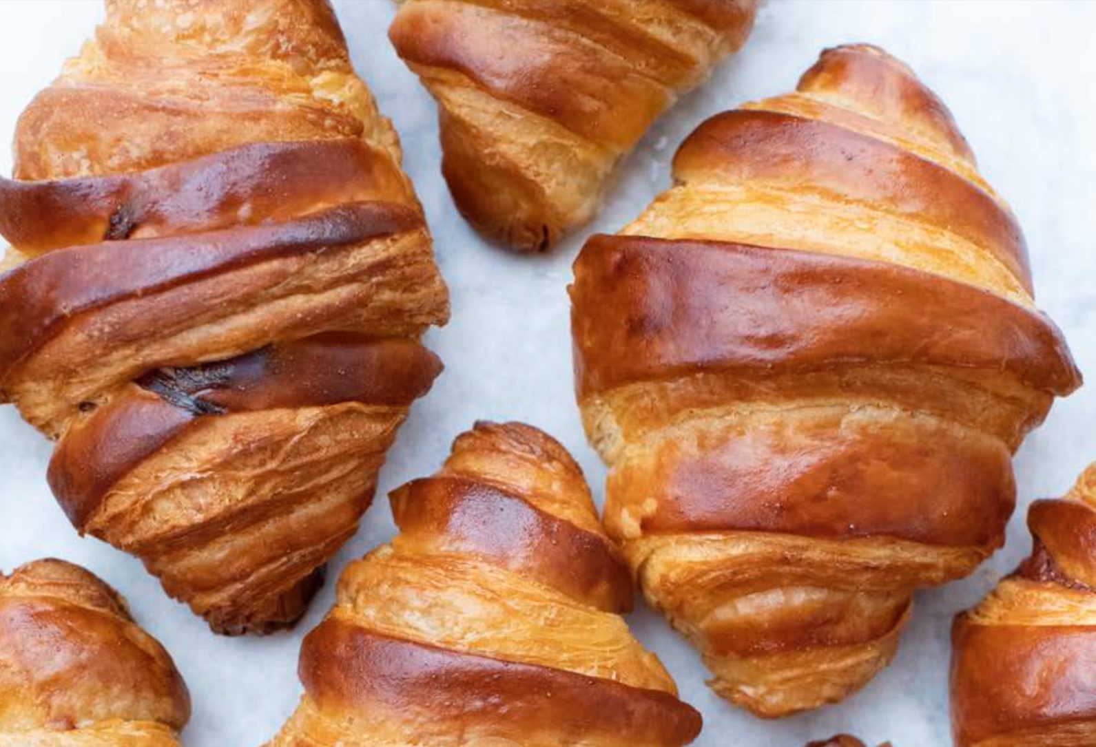 Elevate Your Breakfast: Flaky Prosciutto Gruyère Croissants Recipe